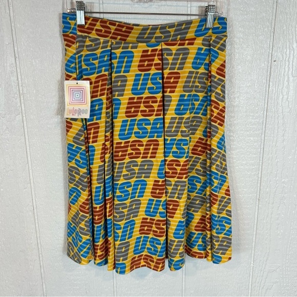 NEW LuLaRoe Madison Skirt USA Print Medium - Picture 4 of 9